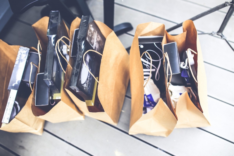 magasin-LA TRINITE-min_shop_shopping_bags_gift_brown_blank_market_product-722676
